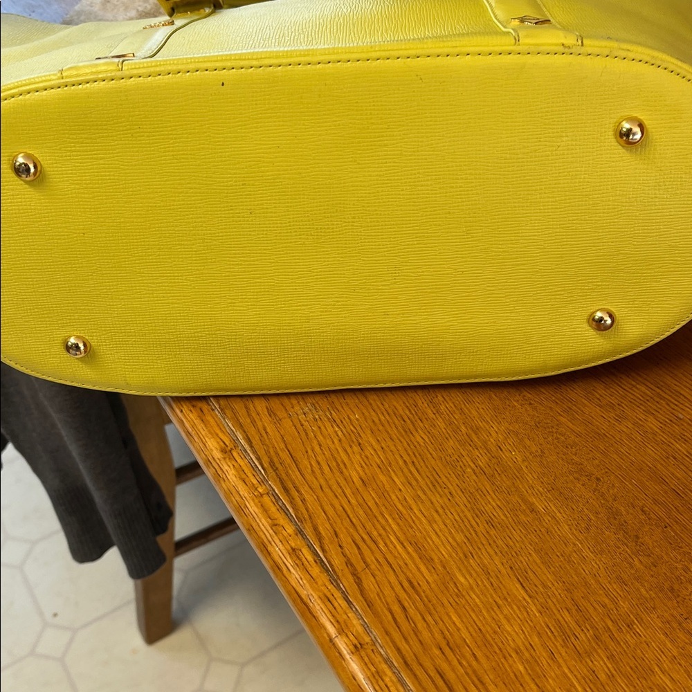 MCM Yellow Tote Bag GUc AUTHENTIC - Picture 16 of 16
